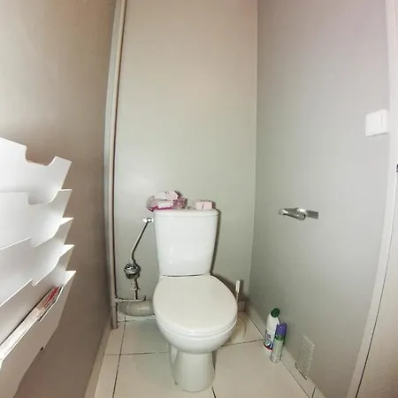 F3 - Guerin Locations 아파트 비아히쯔